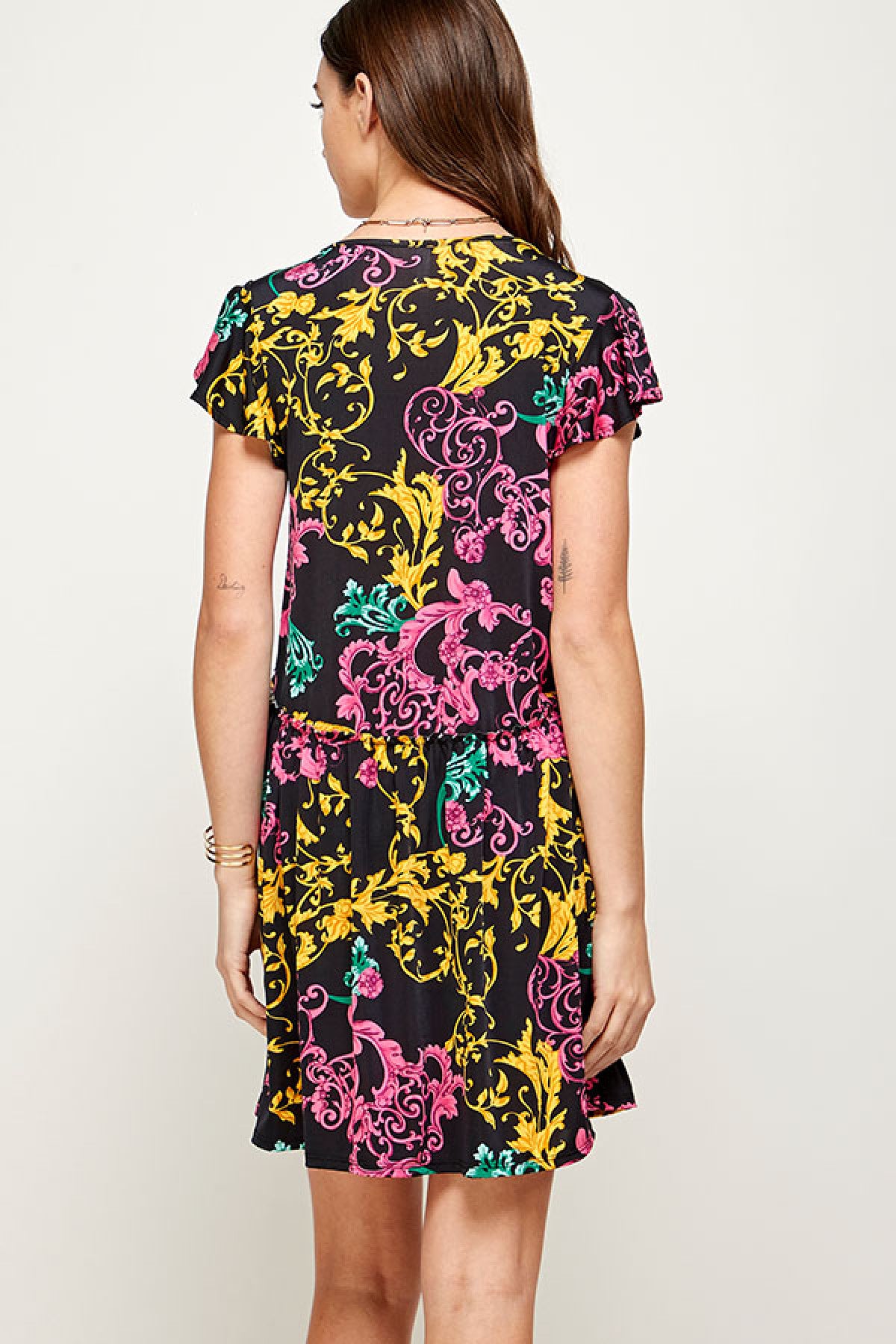 Black Fuchsia Print Throughout Deep V-Neck Ruffle Short Sleeve Dress (Pack of 6 PCS)